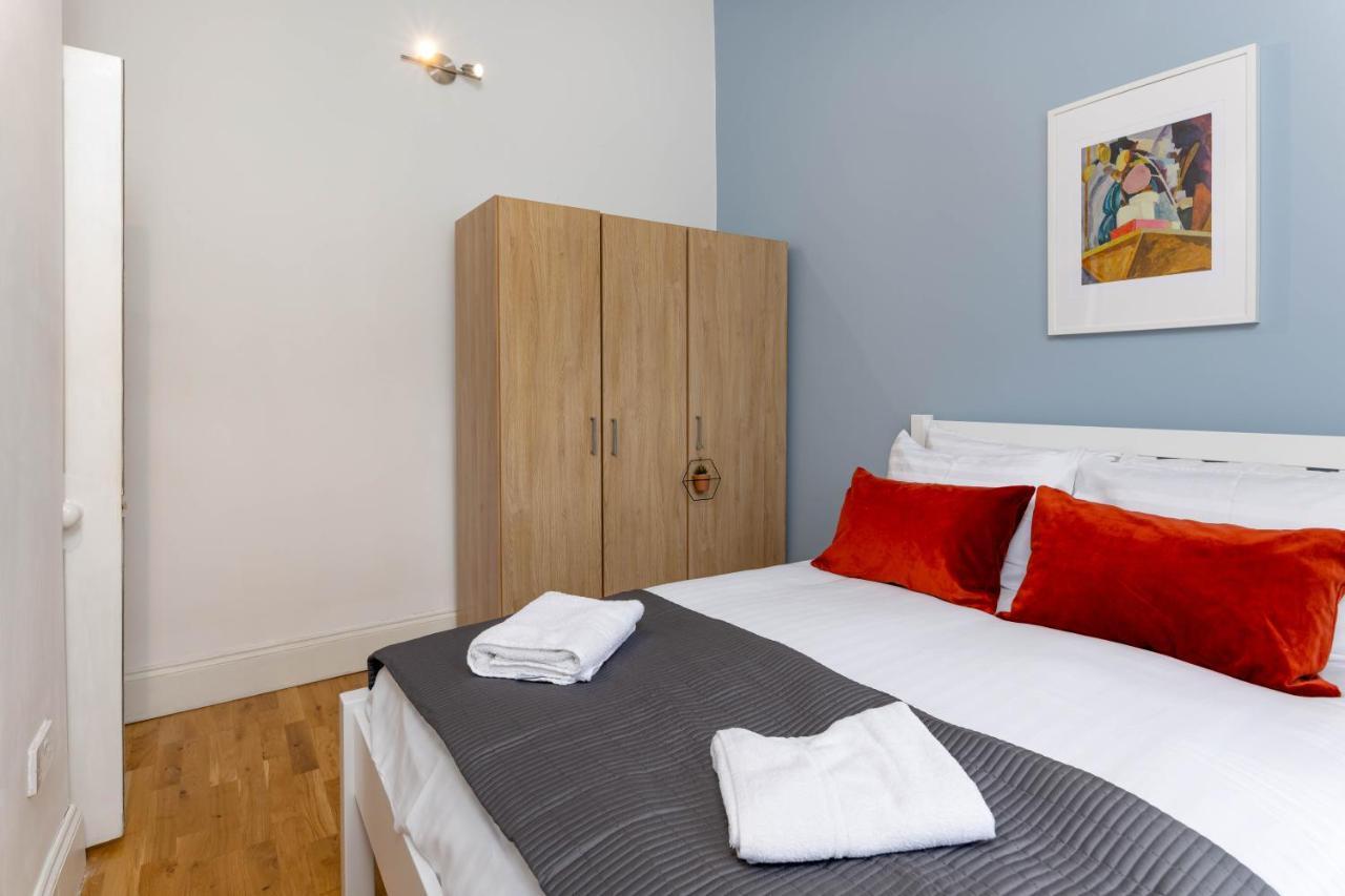 Air Host & Stay - Rockfield House - Sleeps 8 利物浦 外观 照片