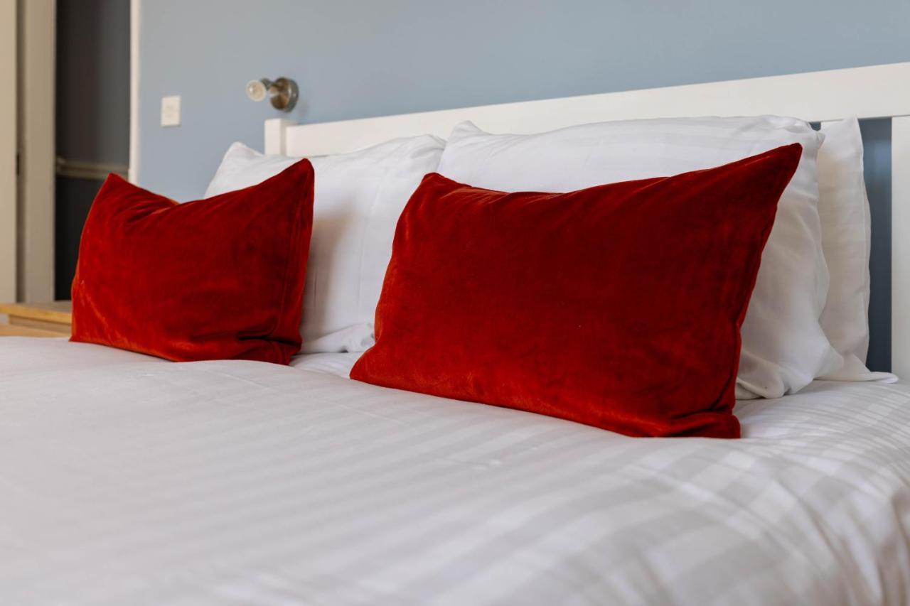 Air Host & Stay - Rockfield House - Sleeps 8 利物浦 外观 照片