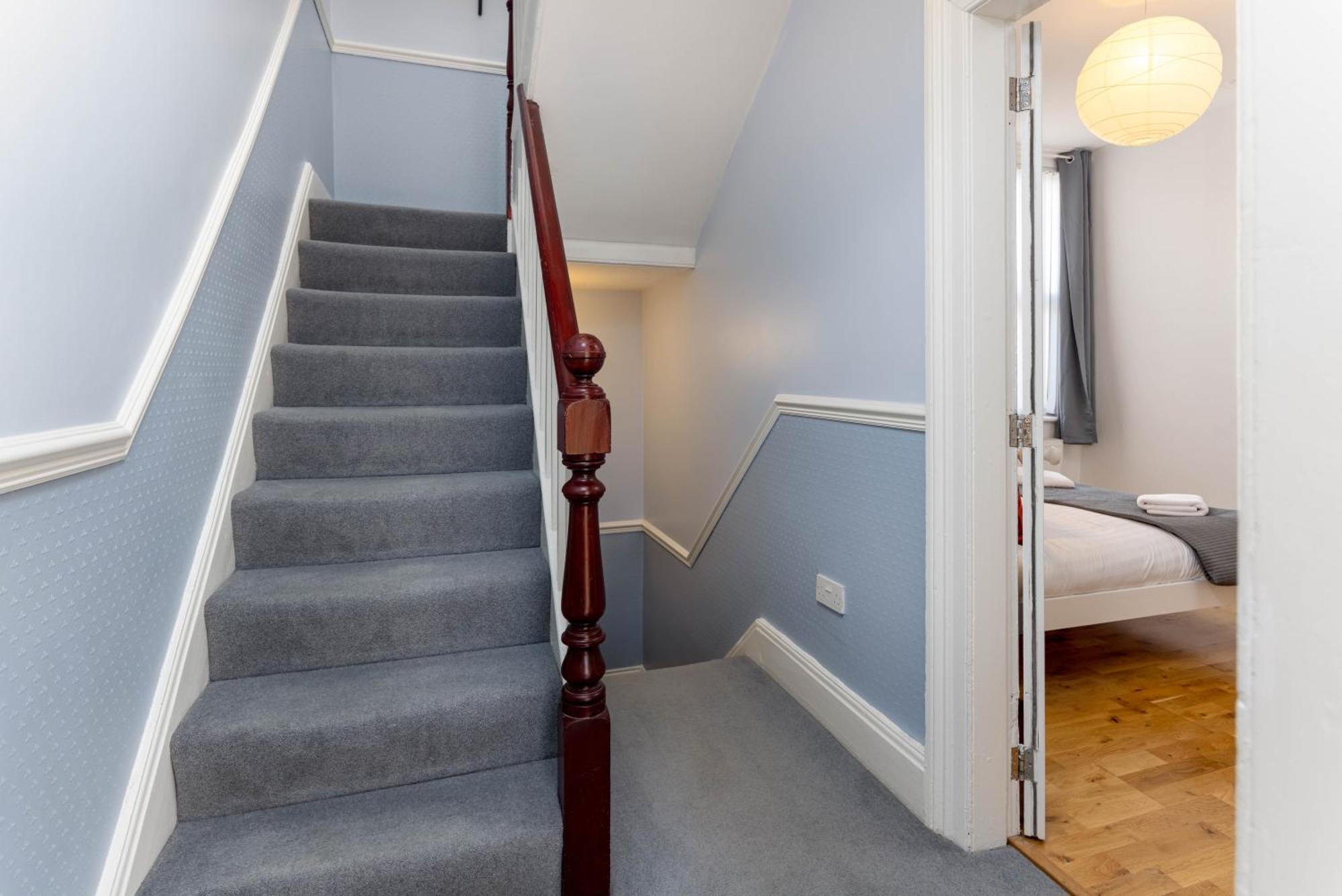 Air Host & Stay - Rockfield House - Sleeps 8 利物浦 外观 照片